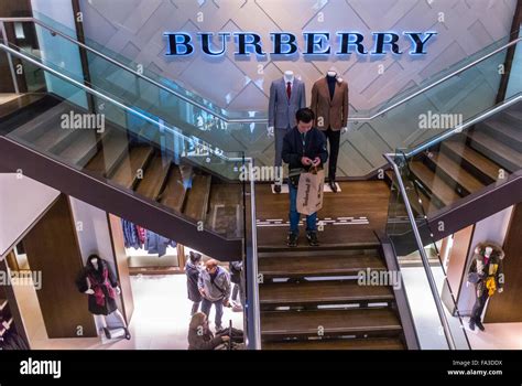 la vallee outlet burberry|outlet Burberry paris.